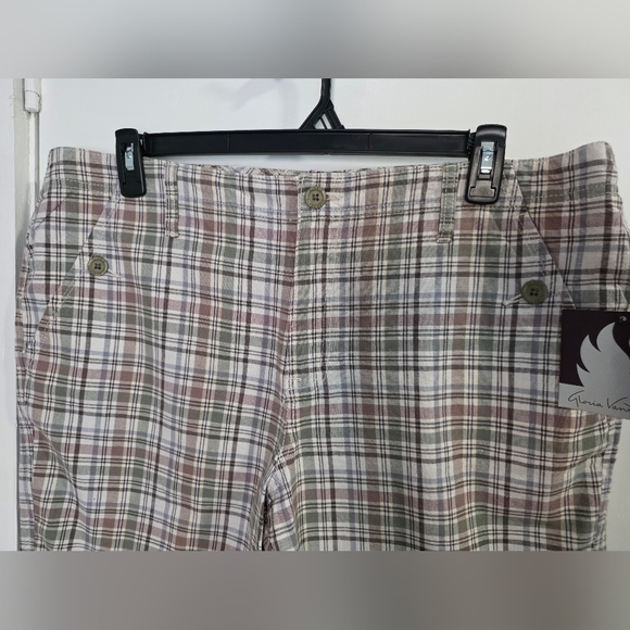 Gloria Vanderbilt "Stacey" Shorts, Lush Green Plaid, Size 18 - Picture 3 of 8